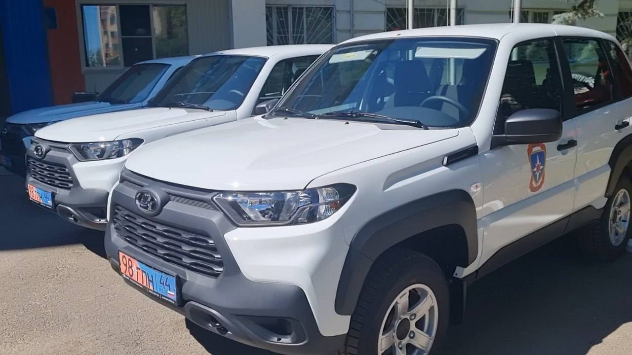 На вооружение костромских пожарных поступили новые автомобили