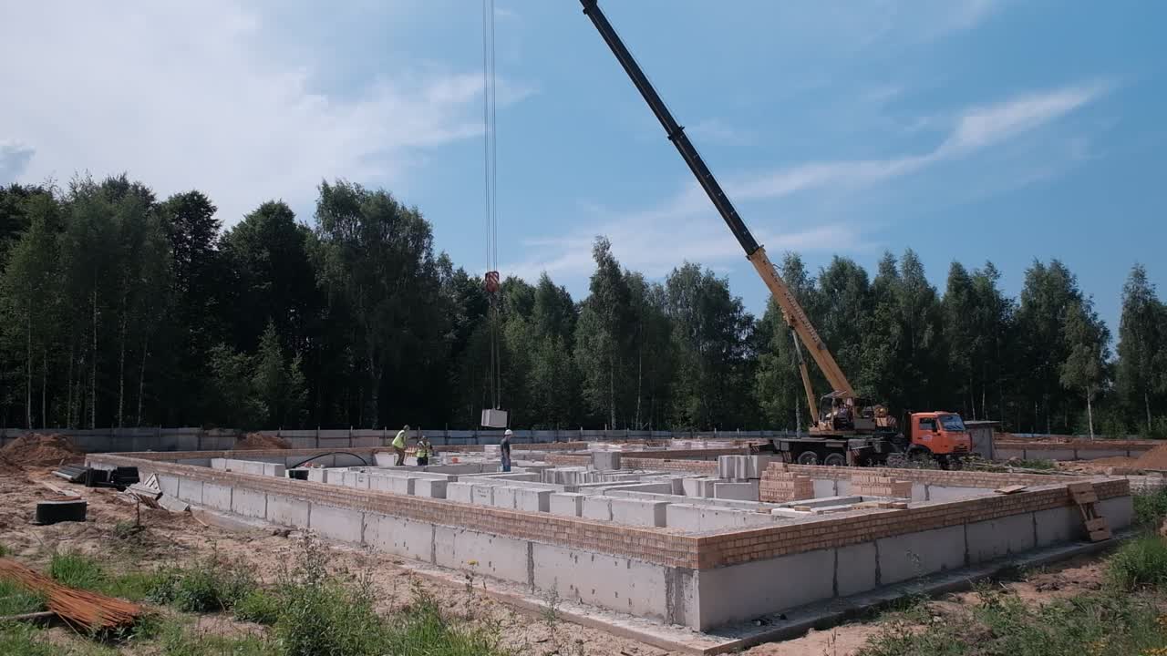 В Костроме продолжается строительство дополнительного корпуса поликлиники для взрослых №1