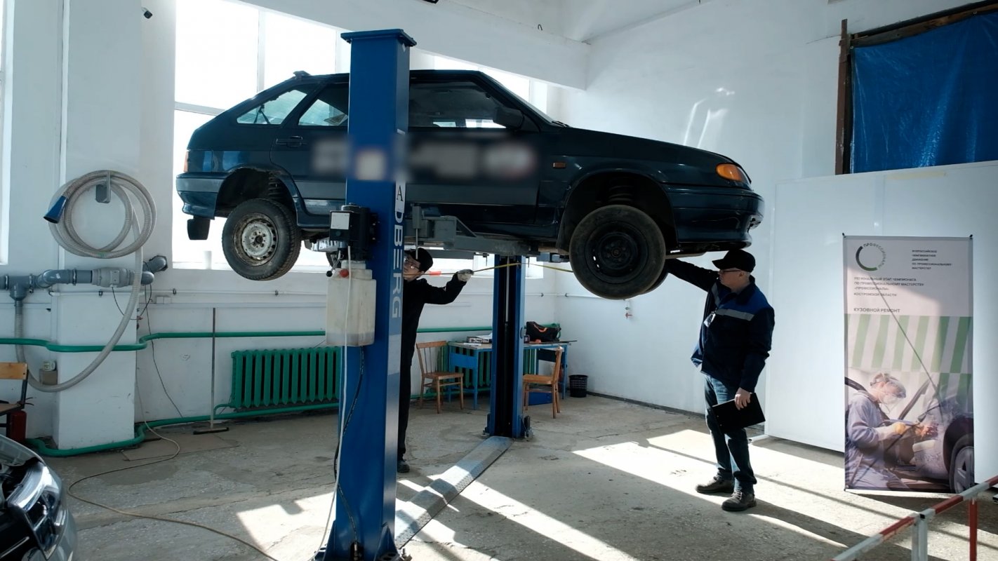 Коллектив Костромского автотранспортного колледжа удостоен Благодарности Президента