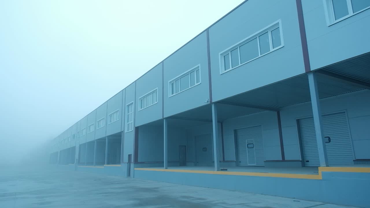 6 000 квадратных метров полезной площади