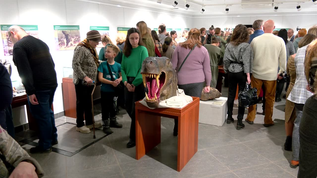 Прикоснуться к тайне происхождения и развития жизни на Земле