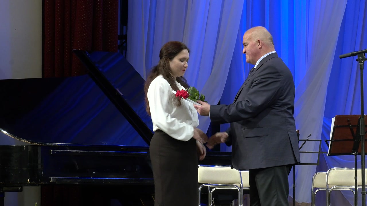 Накануне профессионального праздника