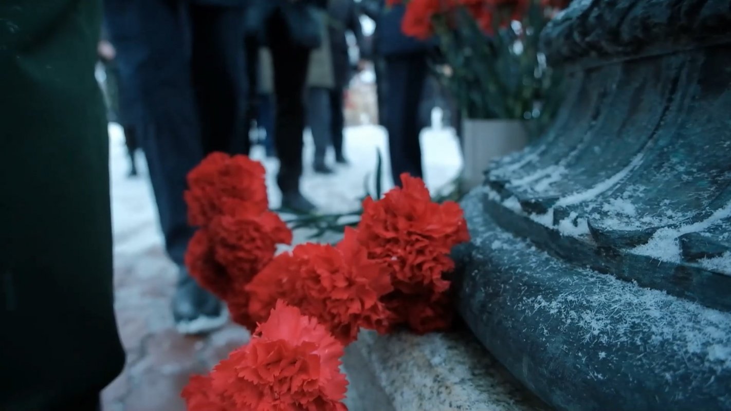 Почтят память героев