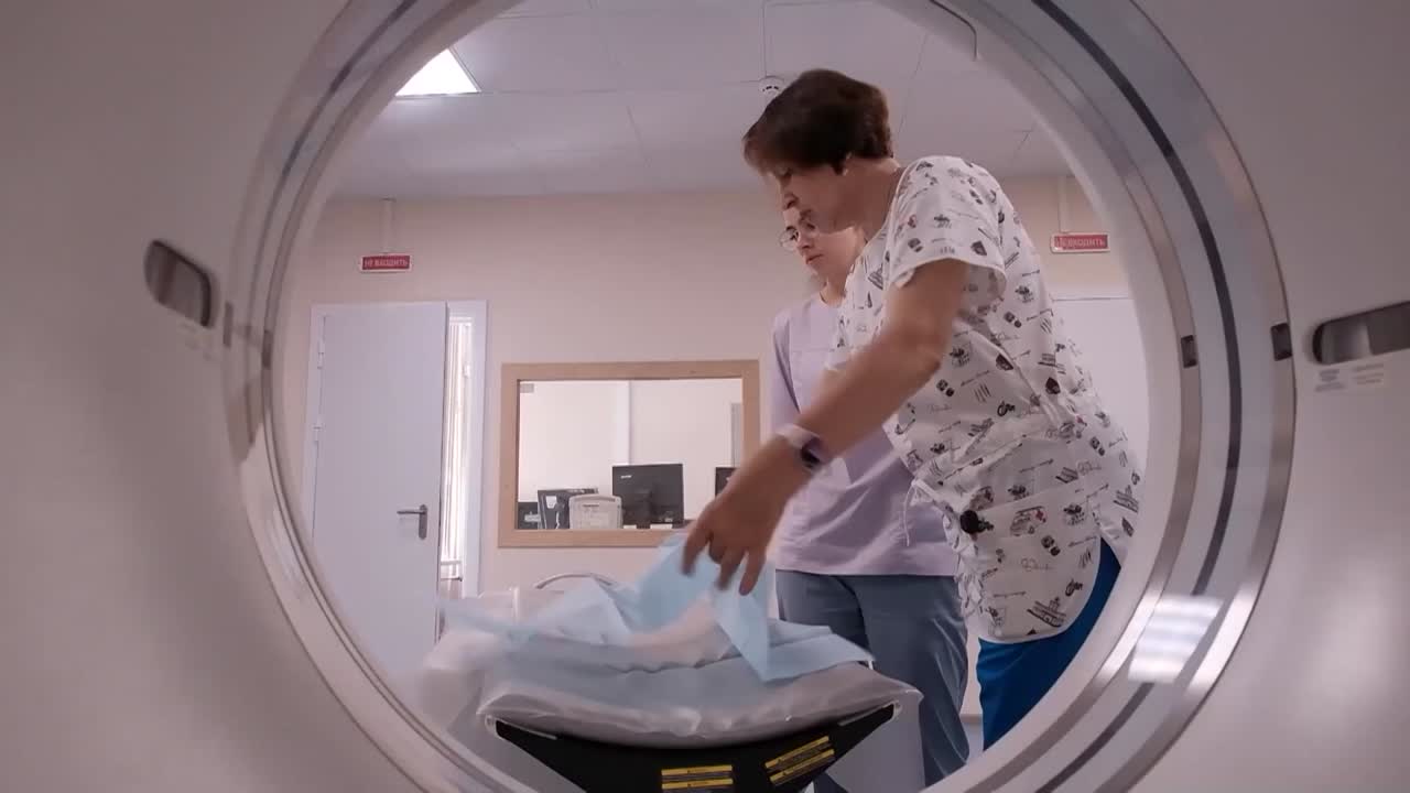 Под действие закона попадет 21 категория медицинских специалистов