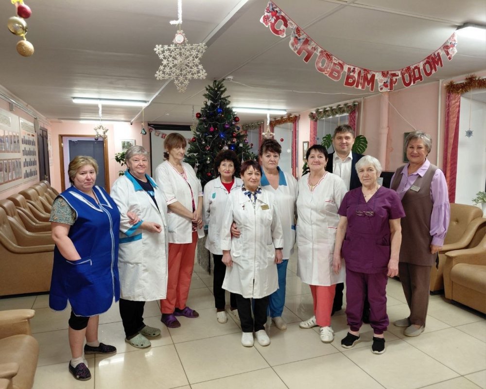 Областные депутаты посетили тех, кто праздничную ночь встретит на своем посту