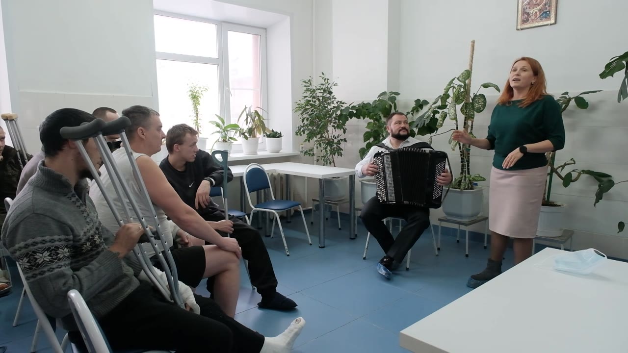 Поздравили с праздников и пожелали скорейшего выздоровления