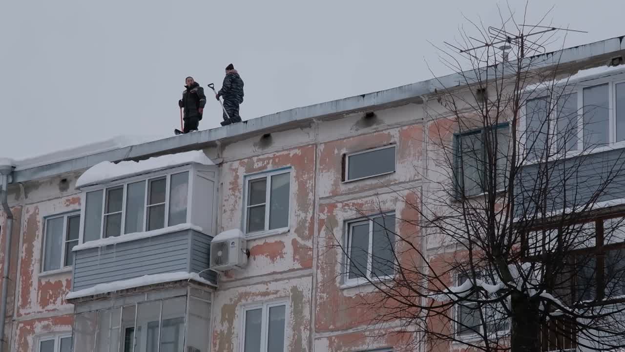 Чтобы предотвратить сход снежных масс