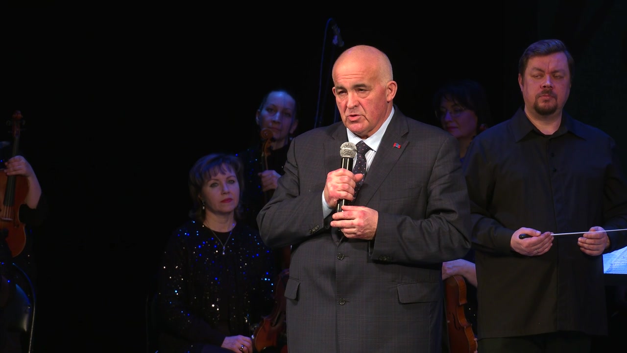 Сергей Ситников поздравил костромичек с 8 марта