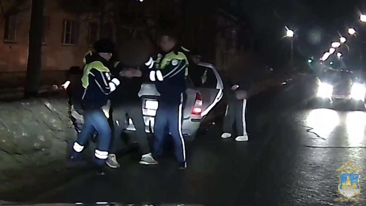 Решается вопрос о возбуждении уголовного дела