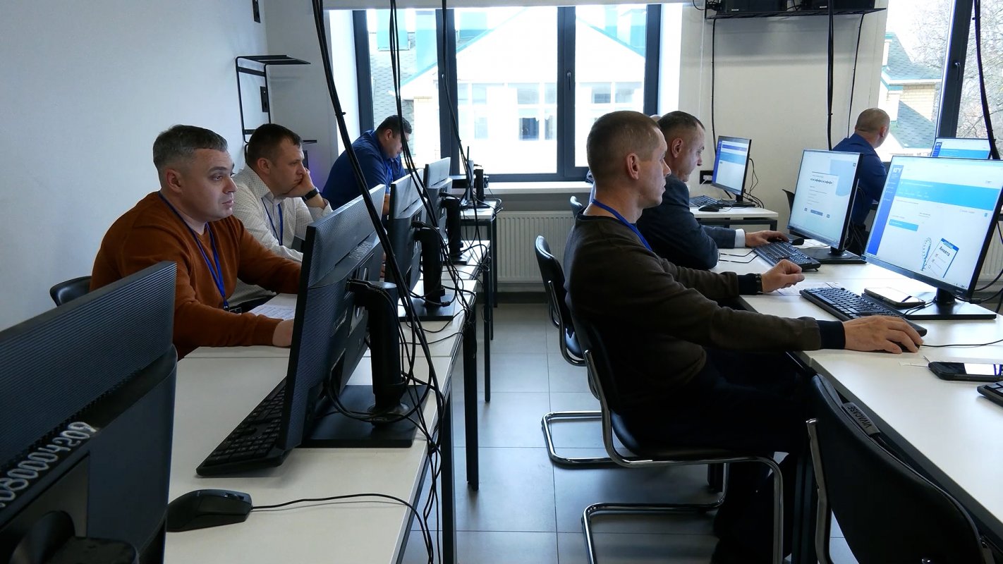 Кадровая программа &laquo;Герои 44&raquo; переходит к третьему этапу