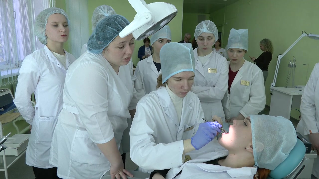 Пробелы заполнят выпускники Медколледжа