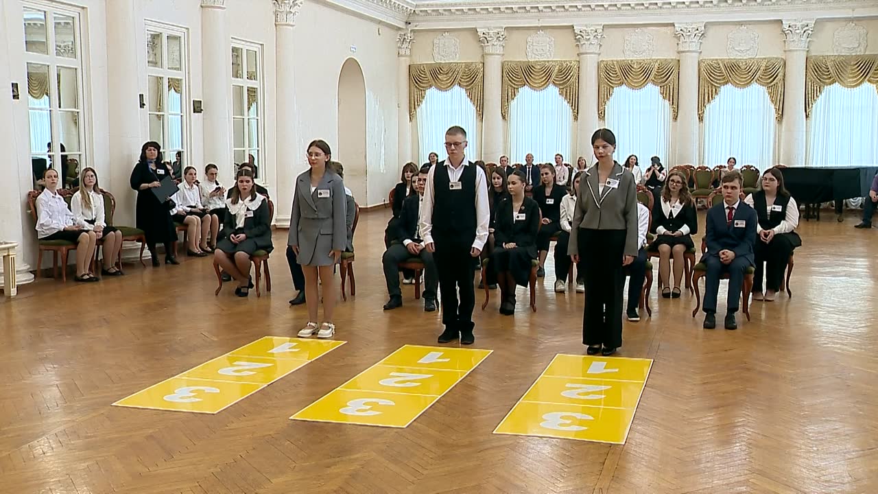 На игровые дорожки вышли лучшие из лучших