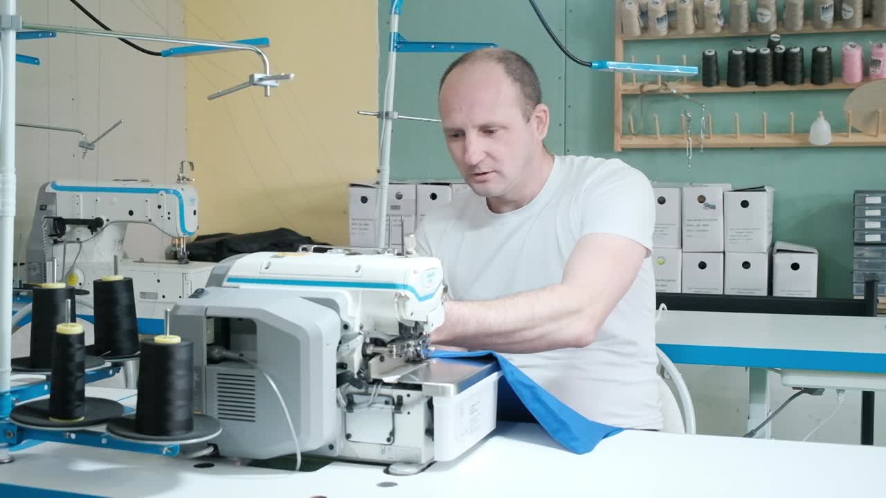 В Костромской области пятнадцать ветеранов СВО стали участниками программы &laquo;СВОё дело&raquo;