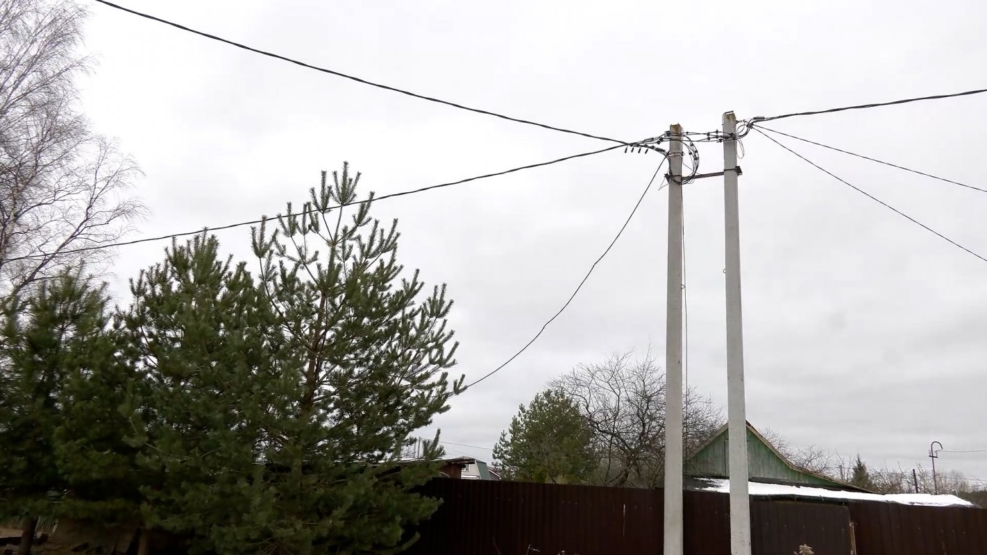 К началу лета новую линию подключат к электросетям