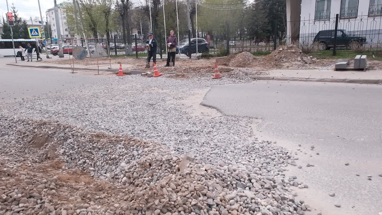 Восстановить дороги после ремонта коммуникаций
