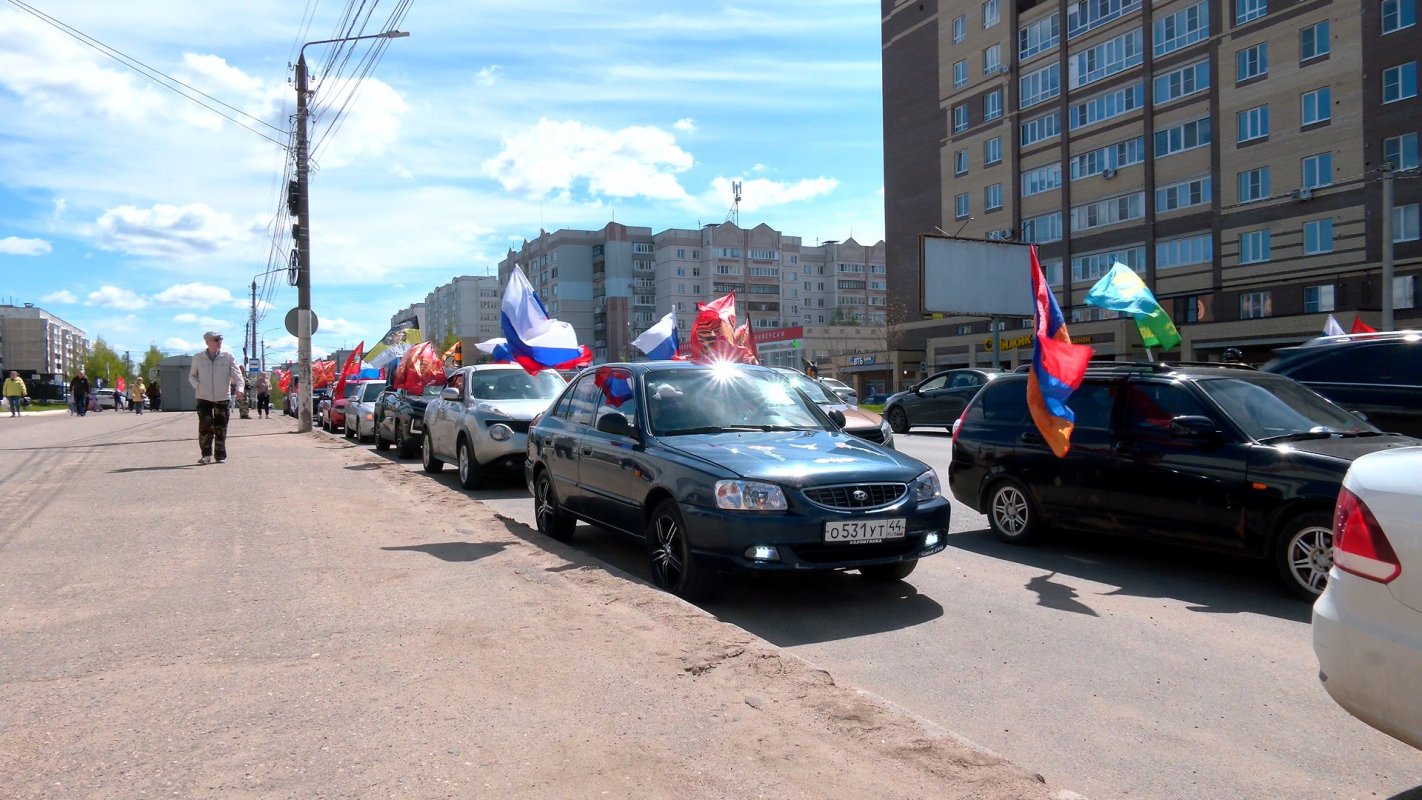 День Великой Победы активисты отметили автопробегом