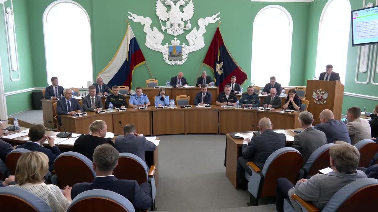 Топливный вопрос обсудили в администрации Костромской области