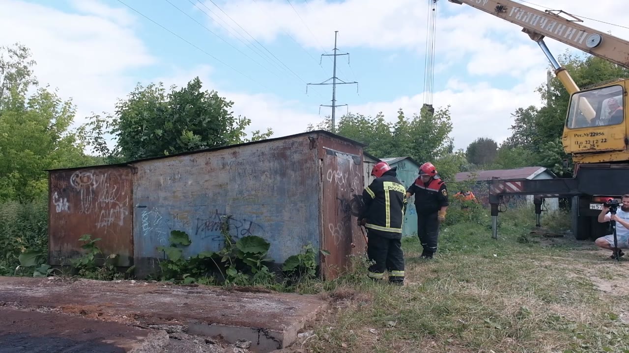 Незаконные и опасные постройки демонтируют