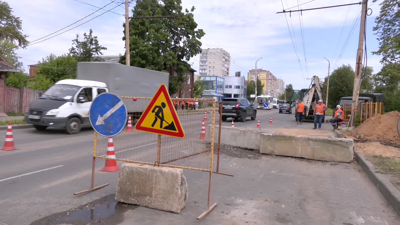 Горводоканал приступил к ремонту колодцев
