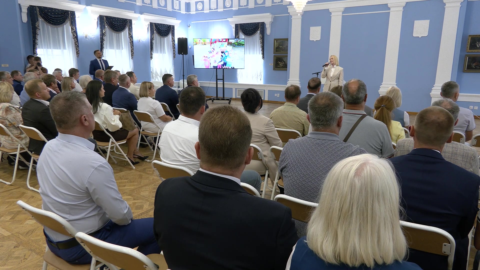 С предстоящим профессиональным праздником костромских строителей сегодня поздравил губернатор Сергей Ситников