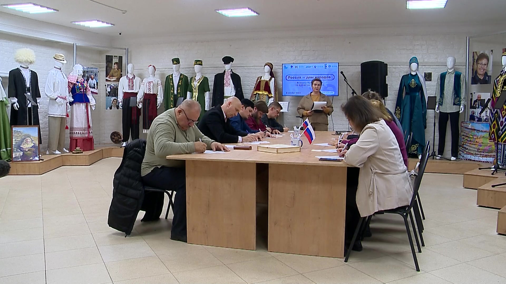 В День языков народов нашей страны