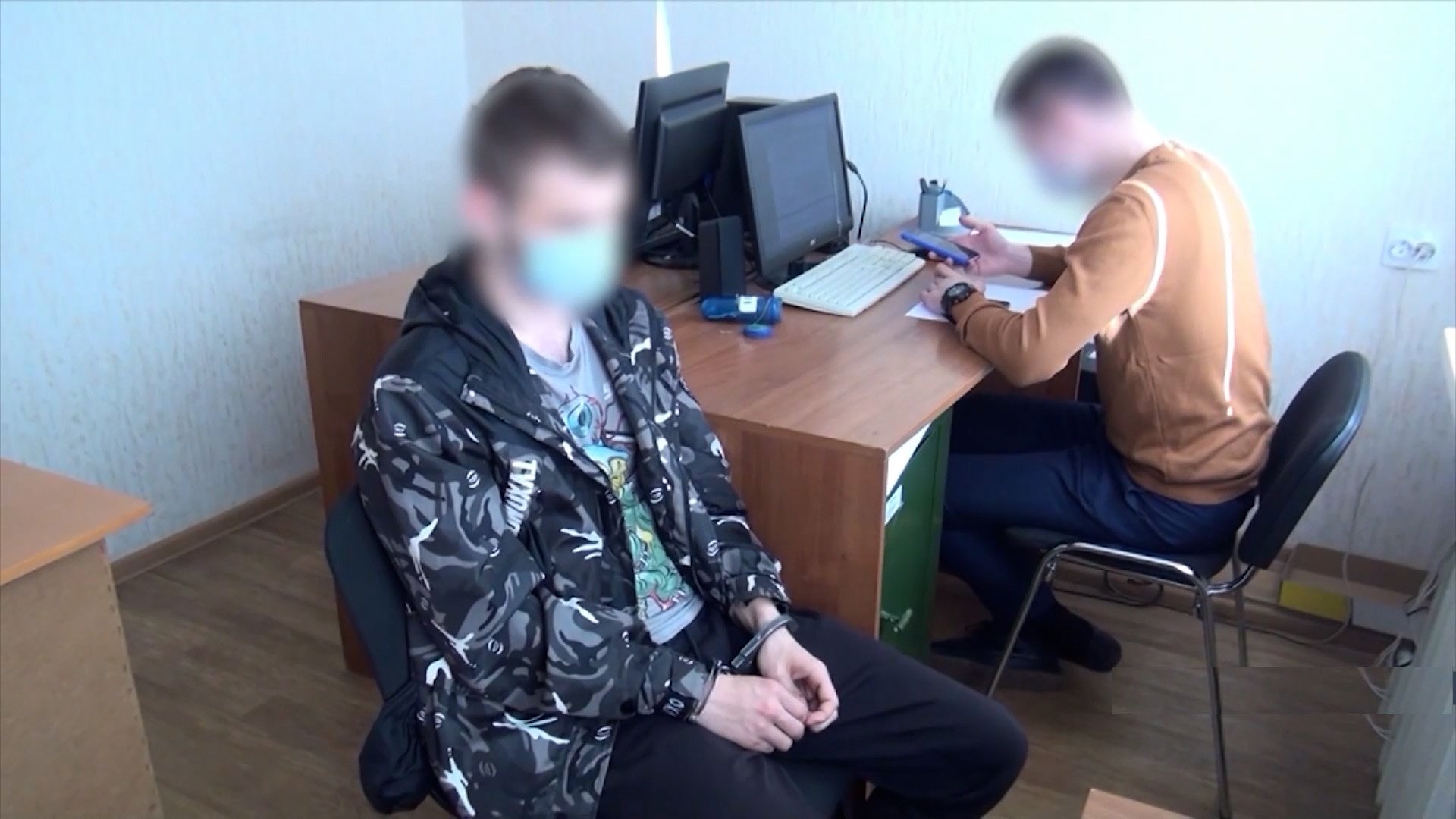 «Сообщи, где торгуют смертью»
