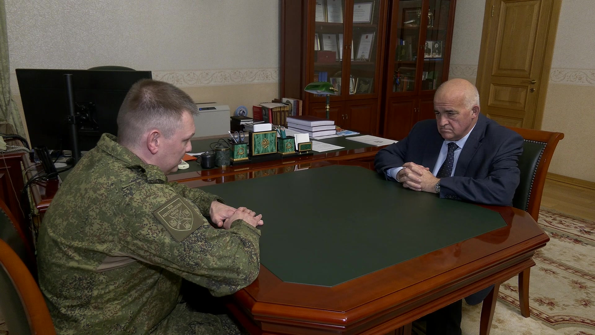 Как дела в полку? Как дела у ребят?