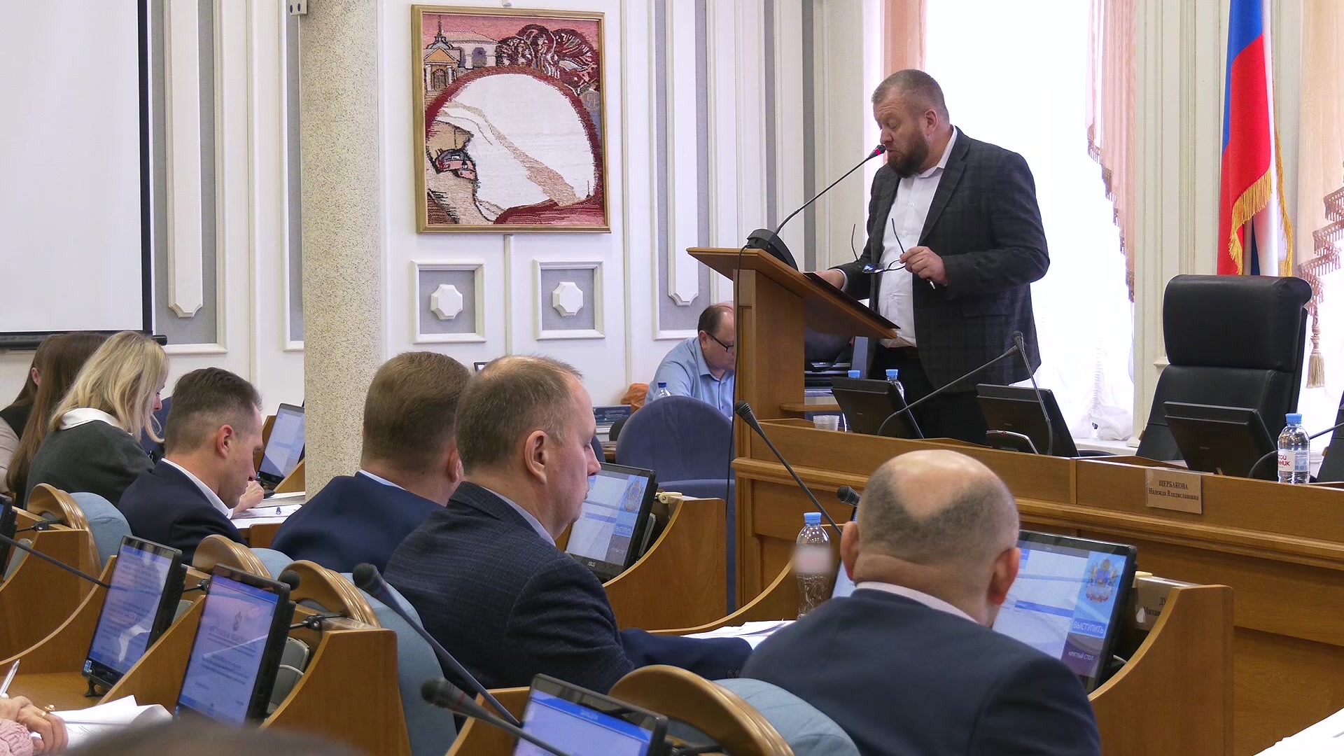 И в дальнейшем совершенствовать законодательство в части предоставления мер поддержки участников СВО