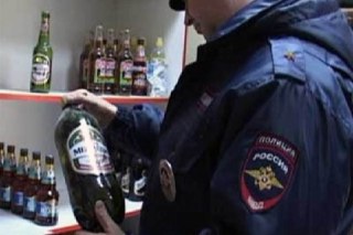 Костромские полицейские в первый день нового года изъяли 135 литров нелицензионного алкоголя