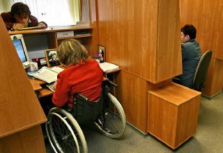 Костромские депутаты внесли поправки в закон об инвалидах. Теперь рабочие места для них обязаны создавать и малые предприятия