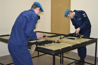 В Костроме на базе спортивного комплекса ОМОН отдела Росгвардии прошла военно-спортивная эстафета