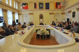 Глава Костромы Юрий Журин подписал соглашение о создании Союза городов Золотого кольца России